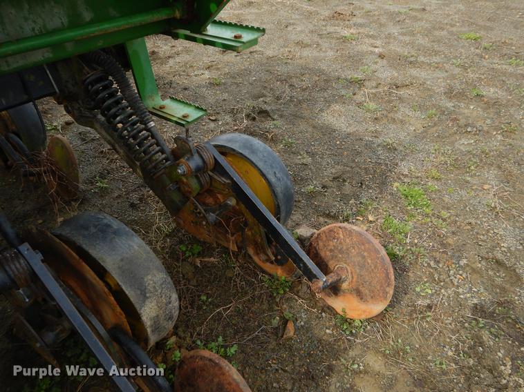 image for item EZ9827 (2) John Deere 750 grain drills