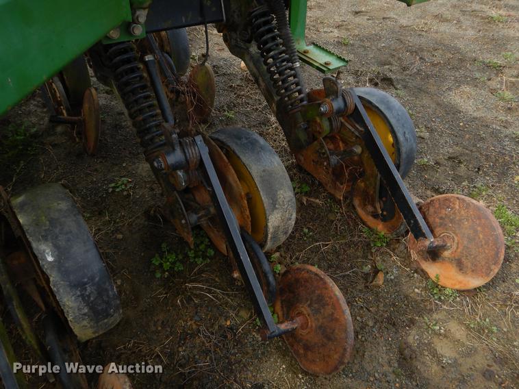 image for item EZ9827 (2) John Deere 750 grain drills