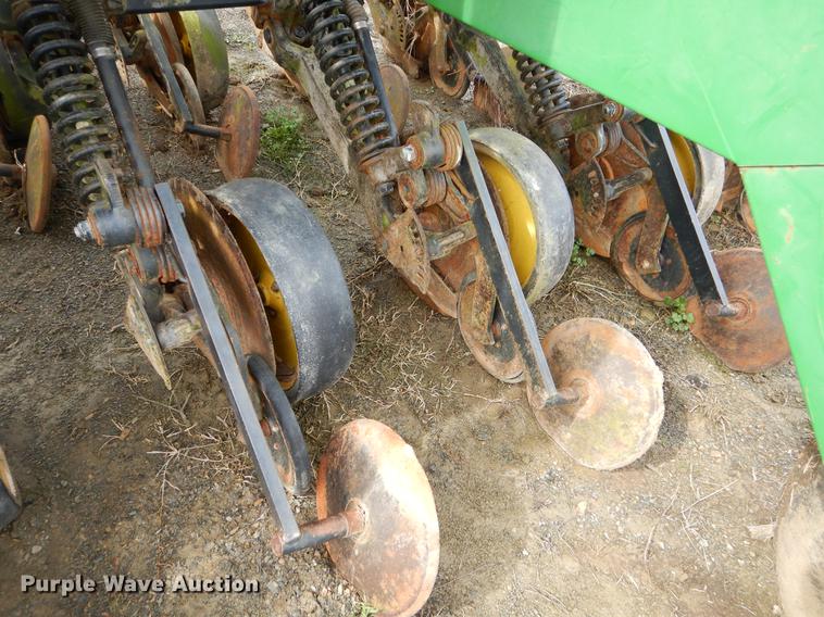 image for item EZ9827 (2) John Deere 750 grain drills