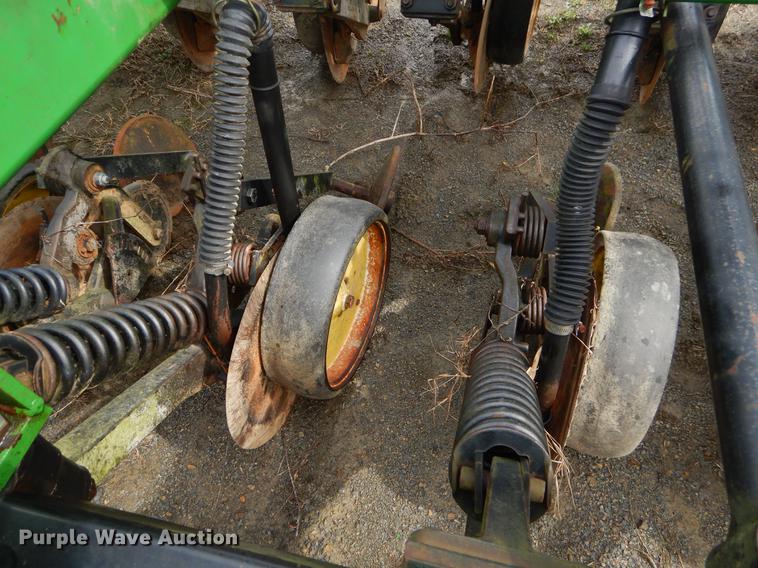 image for item EZ9827 (2) John Deere 750 grain drills