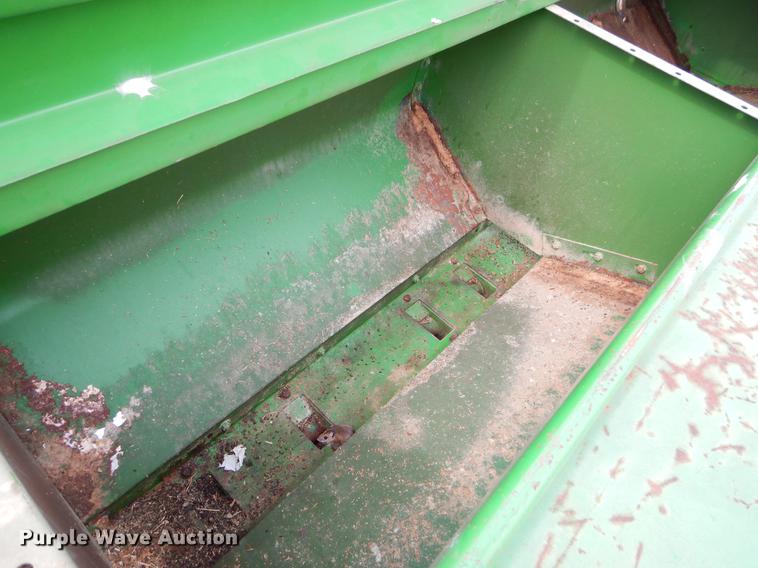 image for item EZ9827 (2) John Deere 750 grain drills