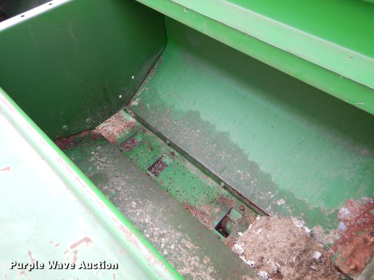 image for item EZ9827 (2) John Deere 750 grain drills