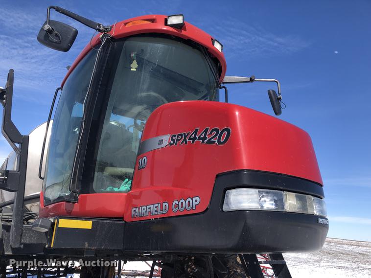 image for item FH9687 2007 Case IH SPX4420 sprayer