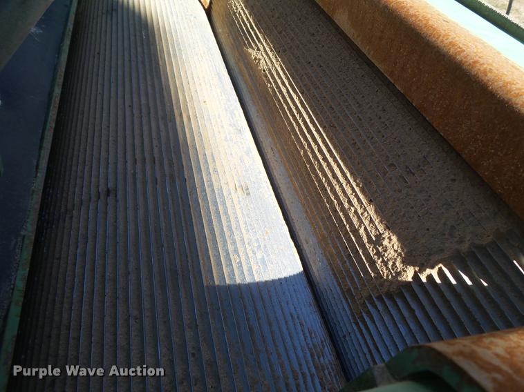 image for item FS9504 John Deere kernel processor