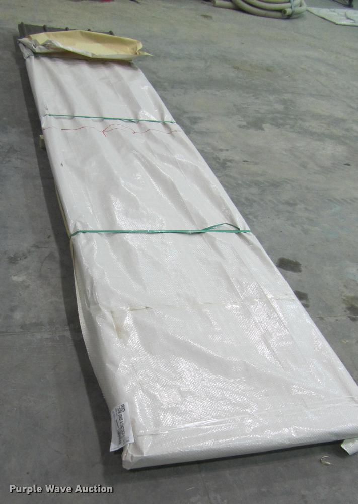 image for item G1647 (60) sheets of metal siding/roofing