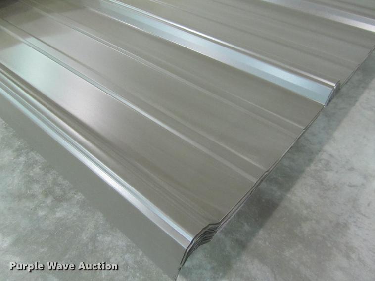 image for item G1647 (60) sheets of metal siding/roofing