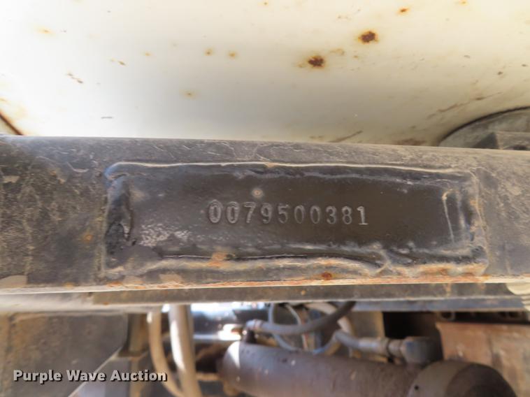 image for item L1486 Willmar 765 sprayer