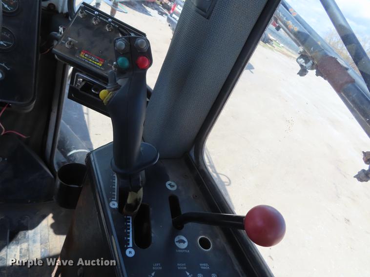 image for item L1486 Willmar 765 sprayer