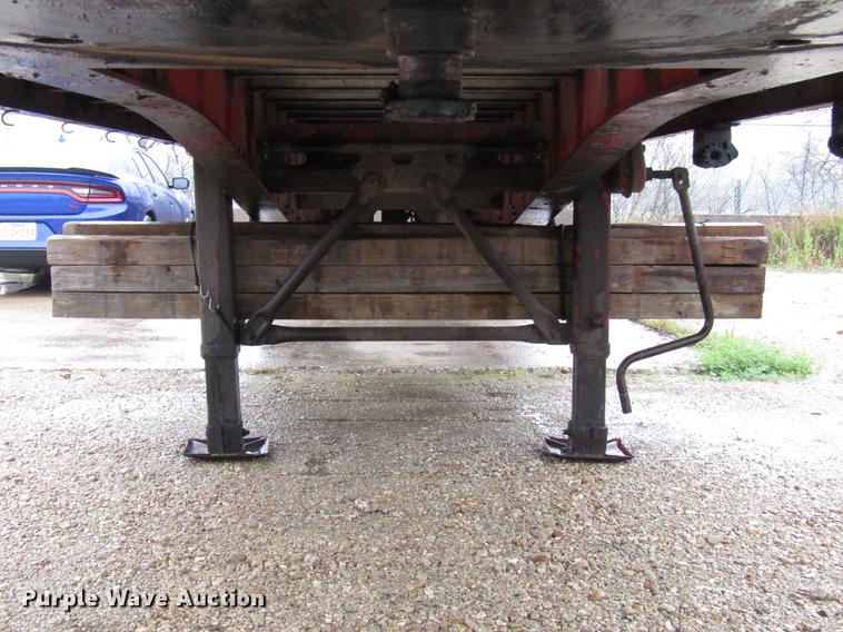 image for item DB6791 2004 Wilson CF900 flatbed trailer