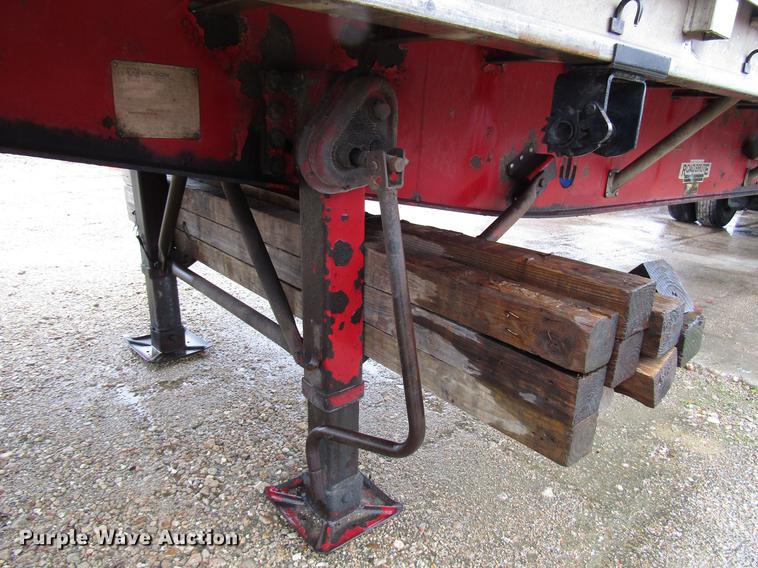 image for item DB6791 2004 Wilson CF900 flatbed trailer