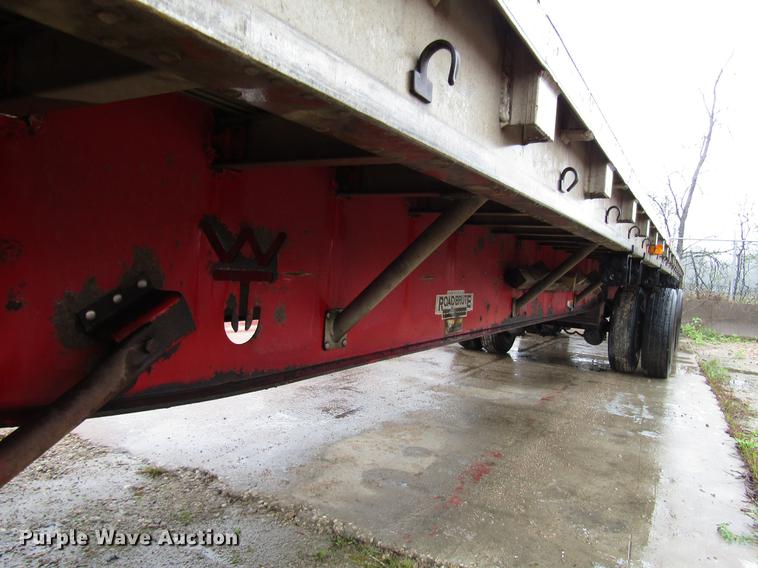 image for item DB6791 2004 Wilson CF900 flatbed trailer