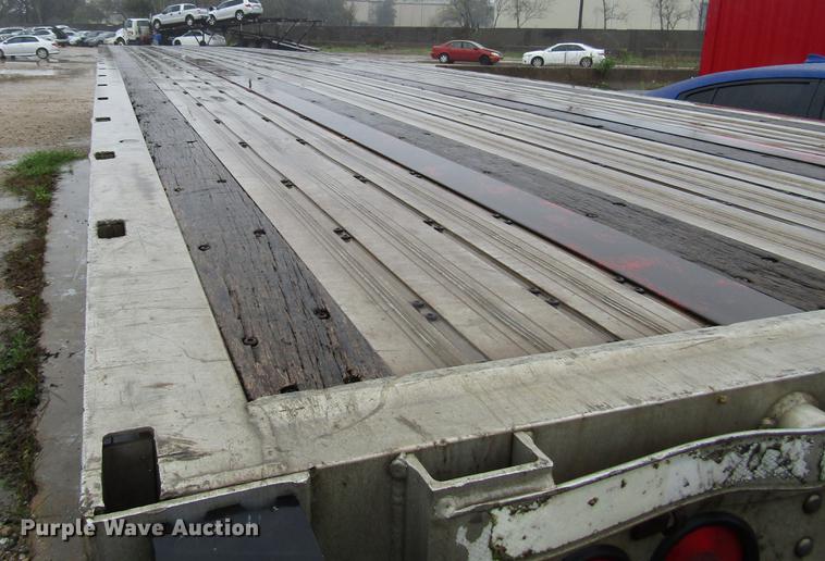 image for item DB6791 2004 Wilson CF900 flatbed trailer