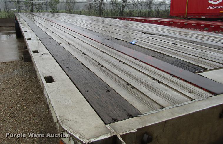 image for item DB6791 2004 Wilson CF900 flatbed trailer