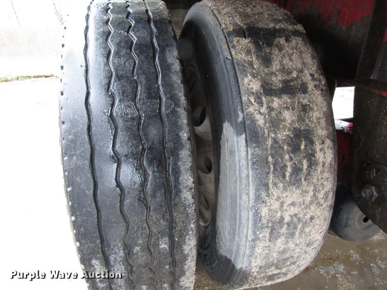 image for item DB6791 2004 Wilson CF900 flatbed trailer