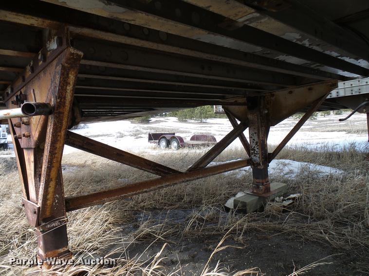 image for item DD6011 1989 Great Dane 7011T21W48 refrigerated van trailer