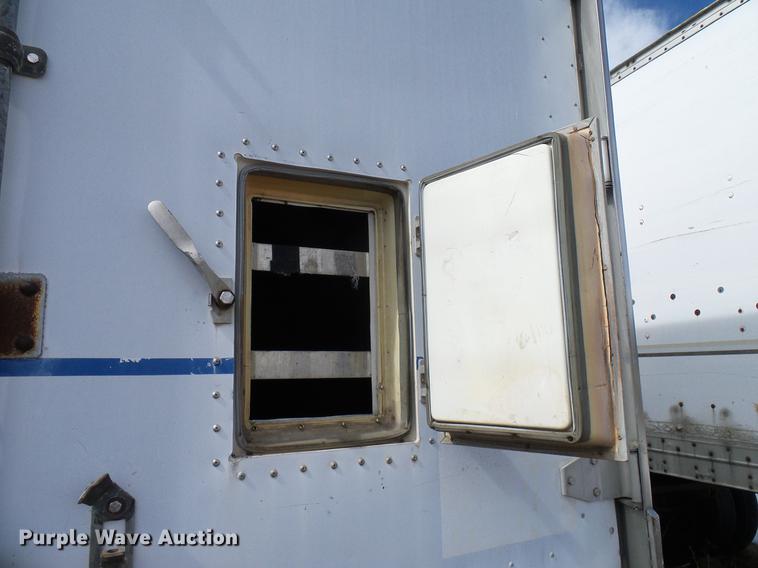 image for item DD6011 1989 Great Dane 7011T21W48 refrigerated van trailer