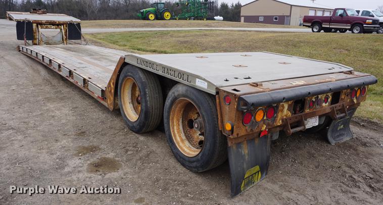 image for item DE3333 2006 Landoll Haul All 825A low boy equipment trailer