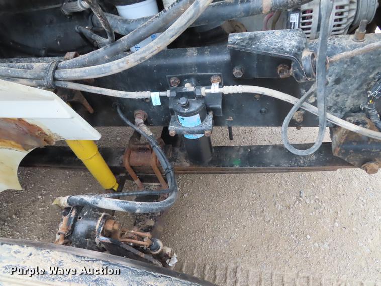 image for item DN9073 2000 International 9400i semi truck