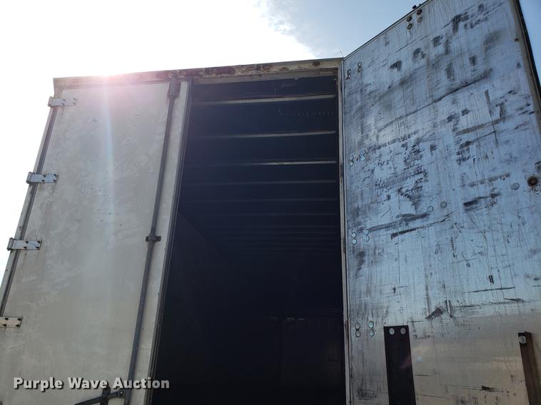 image for item EN9785 2001 Wabash dry van trailer