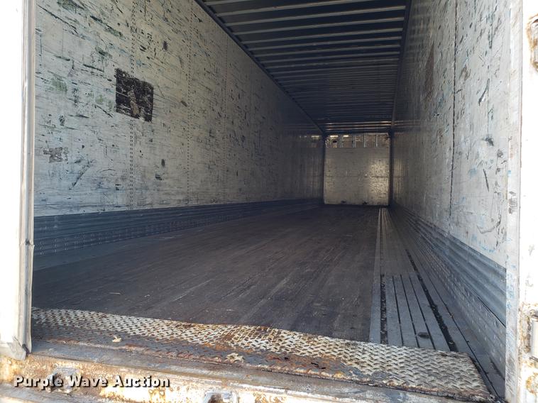 image for item EN9785 2001 Wabash dry van trailer