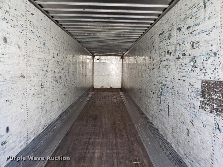 image for item EN9785 2001 Wabash dry van trailer