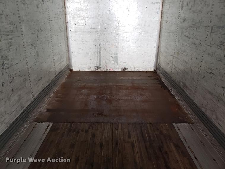 image for item EN9785 2001 Wabash dry van trailer