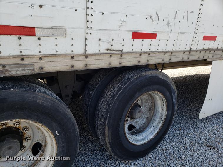 image for item EN9785 2001 Wabash dry van trailer