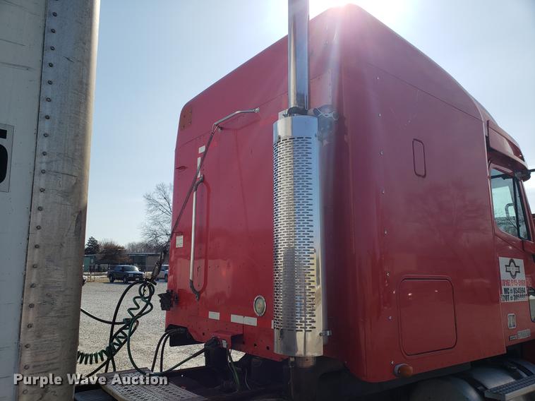 image for item EN9786 2003 Freightliner Century Class semi truck