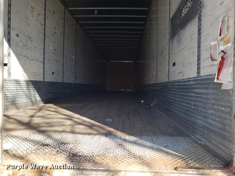image for item EN9787 2004 Wabash dry van trailer