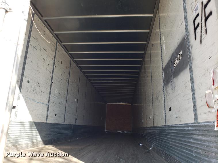 image for item EN9787 2004 Wabash dry van trailer