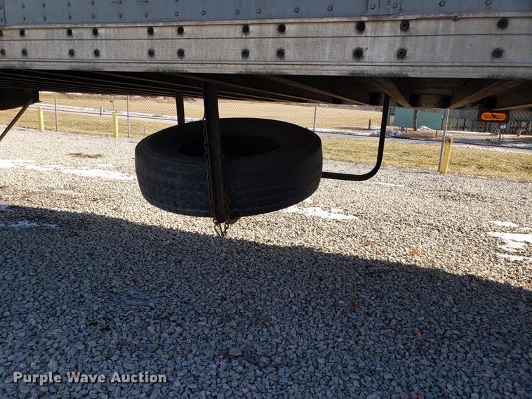 image for item EN9787 2004 Wabash dry van trailer