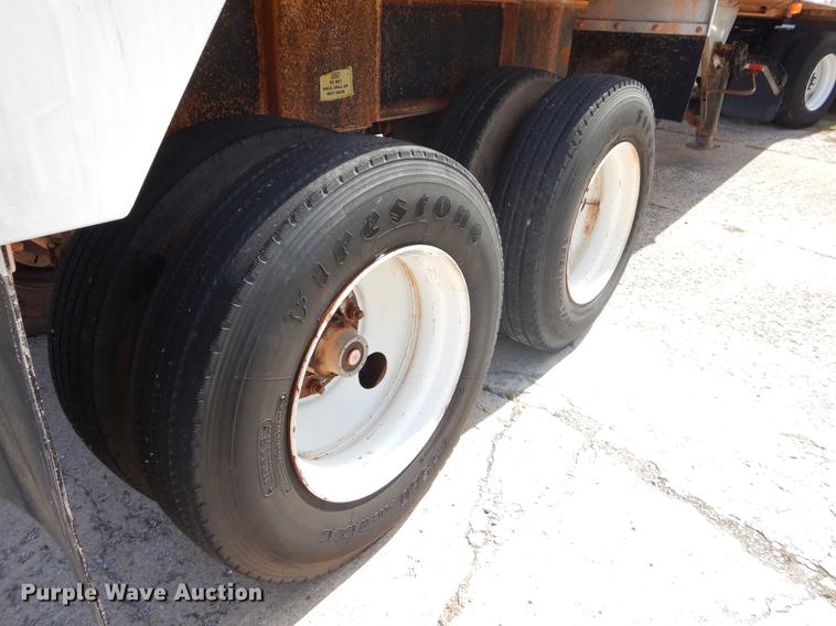 image for item EO9714 1991 East ejector transfer trailer