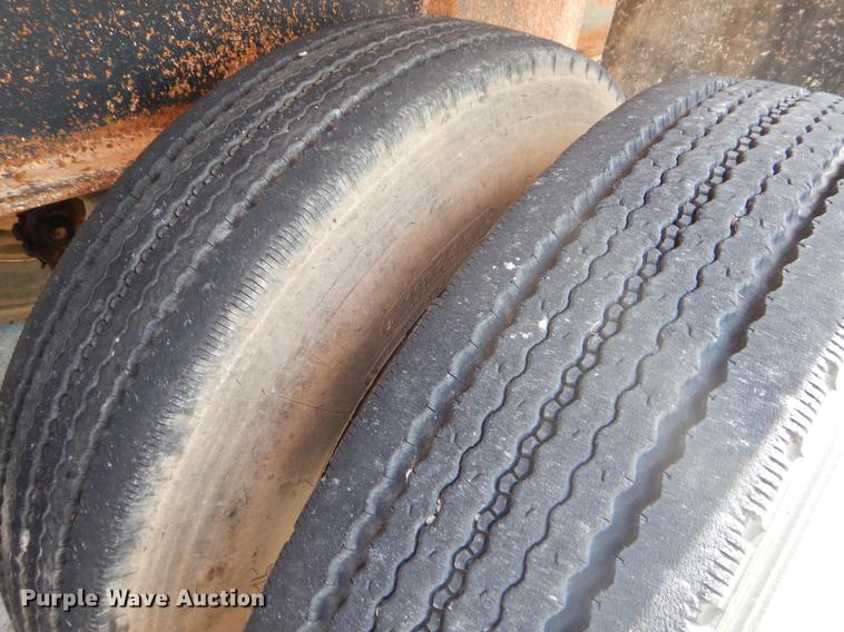 image for item EO9714 1991 East ejector transfer trailer