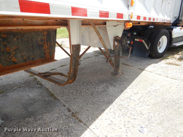 image for item EO9714 1991 East ejector transfer trailer
