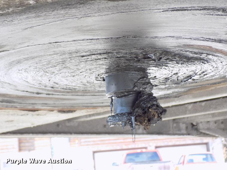 image for item FA9509 2010 Timpte Super Hopper double hopper bottom grain trailer