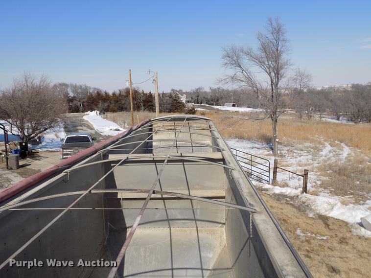 image for item FA9509 2010 Timpte Super Hopper double hopper bottom grain trailer