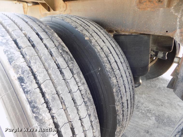 image for item FA9509 2010 Timpte Super Hopper double hopper bottom grain trailer