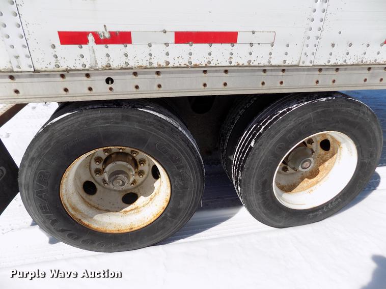 image for item FH9170 2000 Wabash dry van trailer