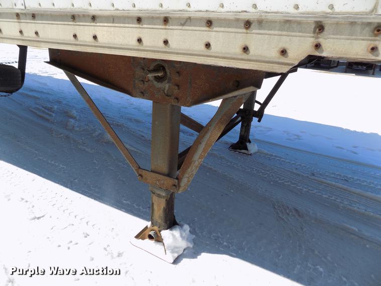 image for item FH9171 2000 Wabash dry van trailer