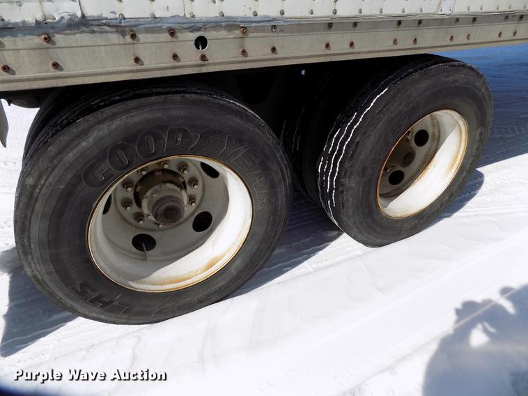 image for item FH9171 2000 Wabash dry van trailer