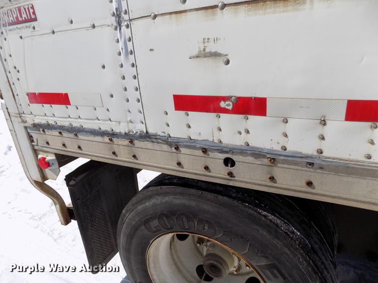 image for item FH9171 2000 Wabash dry van trailer