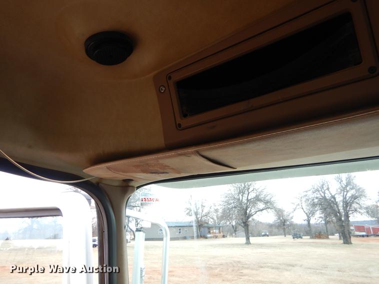 image for item FQ9646 2008 Mack GU713 semi truck