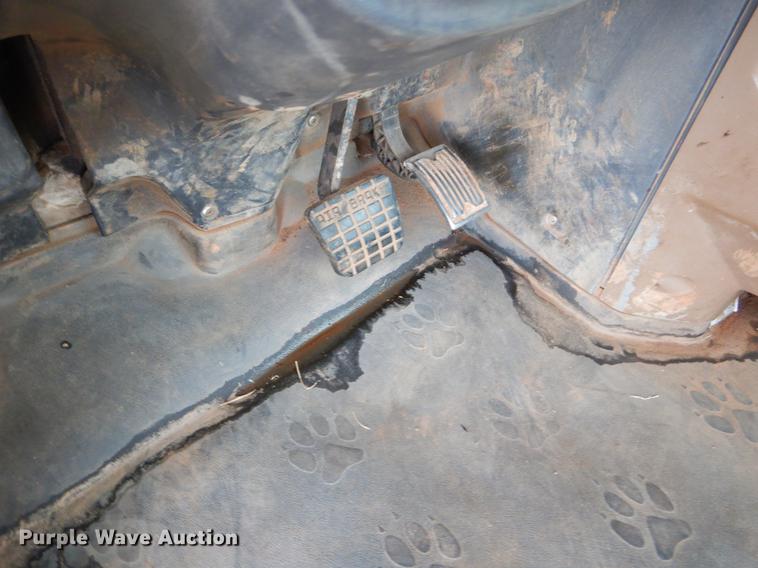 image for item FQ9646 2008 Mack GU713 semi truck