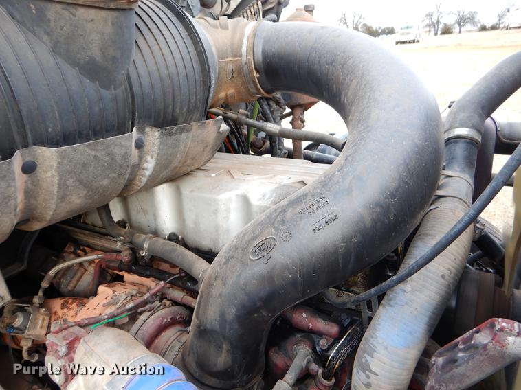 image for item FQ9646 2008 Mack GU713 semi truck