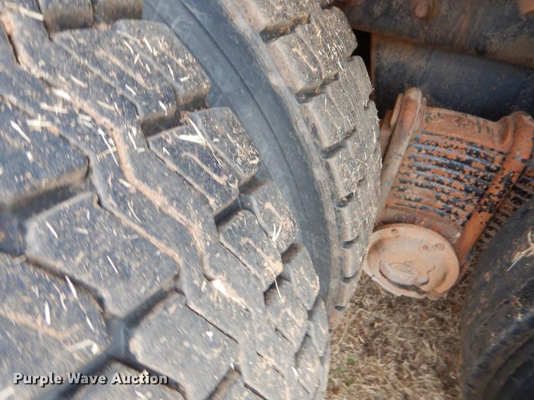 image for item FQ9646 2008 Mack GU713 semi truck