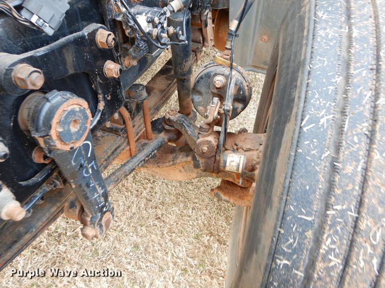 image for item FQ9646 2008 Mack GU713 semi truck