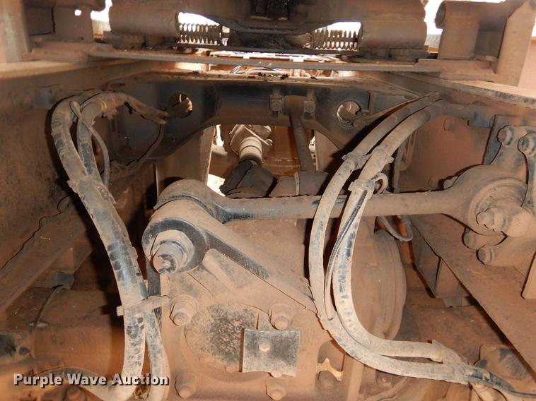 image for item FQ9646 2008 Mack GU713 semi truck