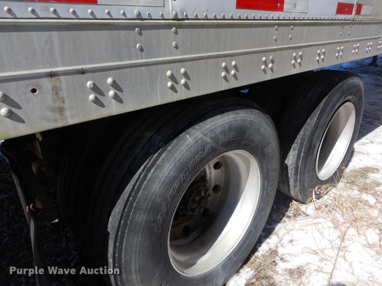 image for item FQ9720 1987 Fruehauf FB91.5F2-48LL dry van trailer