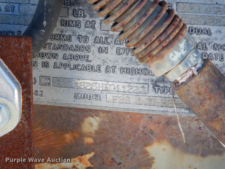 image for item FQ9720 1987 Fruehauf FB91.5F2-48LL dry van trailer