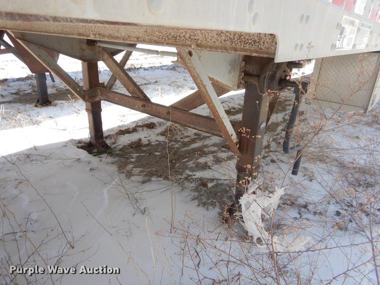 image for item FQ9722 1995 Fruehauf FBHLF91.5N12-53W dry van trailer